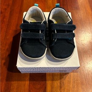 Ten Little Toddler Shoes 7.5